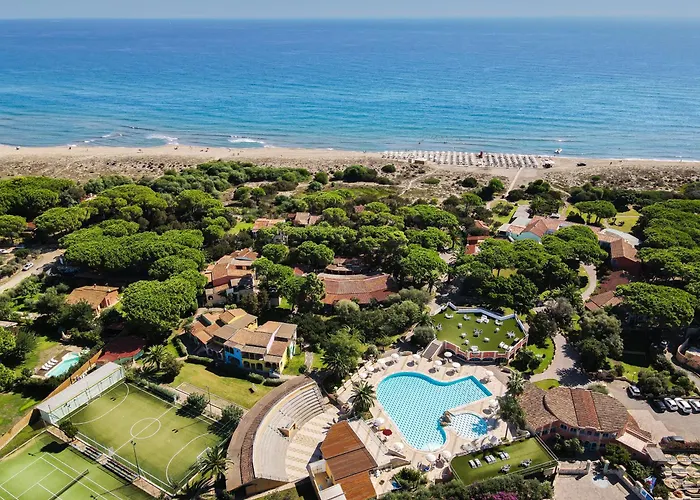 Colostrai Club מלון 4*
