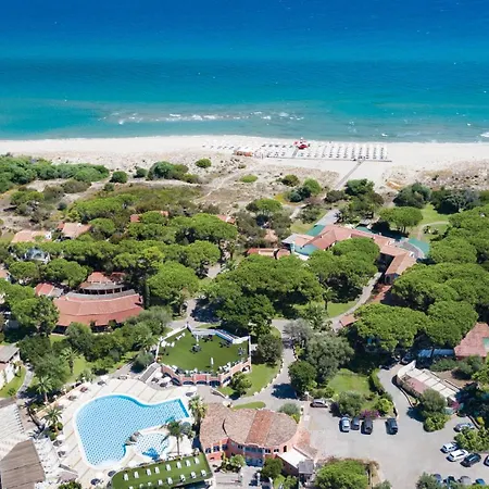 Colostrai Club Hotel 4*
