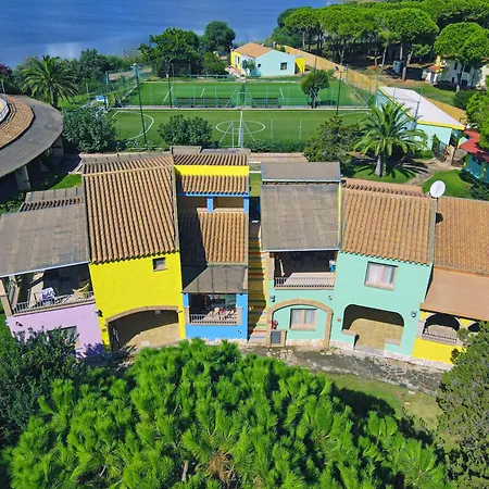 Colostrai Club Hotel